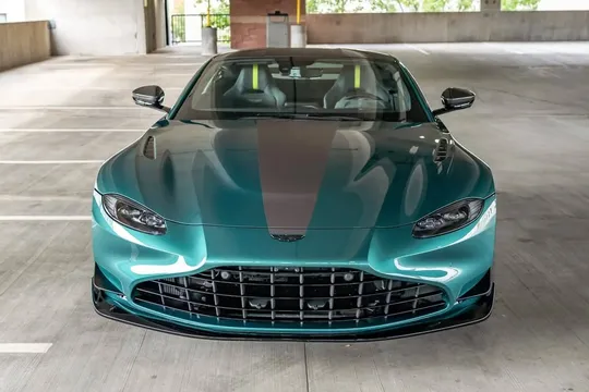 2022 Aston Martin V8 Vantage (2019+) - Image 3 of 10