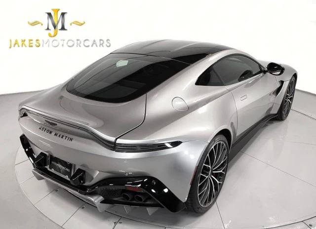 2022 Aston Martin V8 Vantage (2019+) - Image 11 of 21