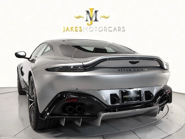 2022 Aston Martin V8 Vantage (2019+) - Image 8 of 21