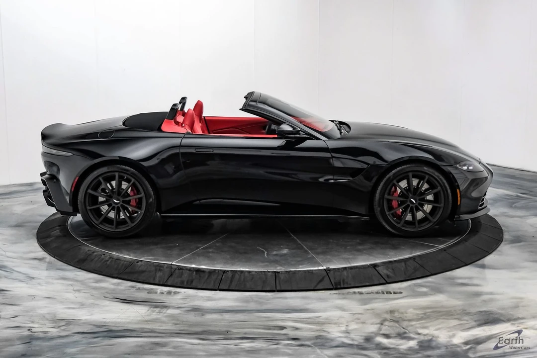 2022 Aston Martin V8 Vantage (2019+) - Image 25 of 31