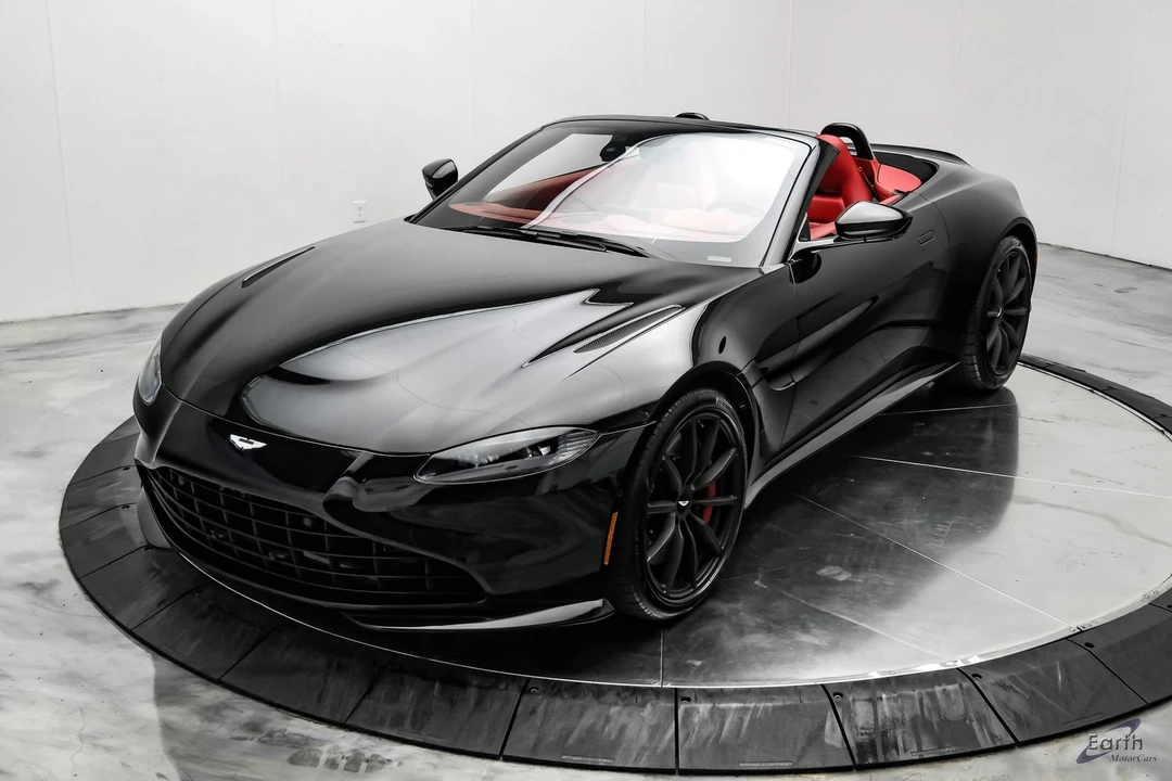 2022 Aston Martin V8 Vantage (2019+) - Image 8 of 31