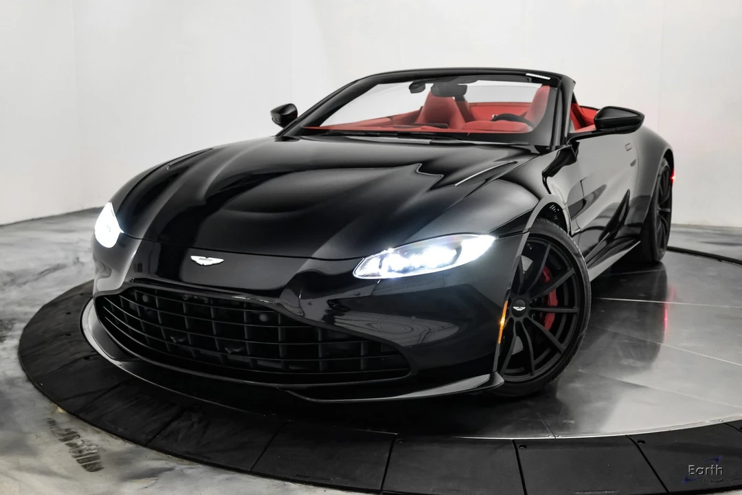 2022 Aston Martin V8 Vantage (2019+) - Image 7 of 31