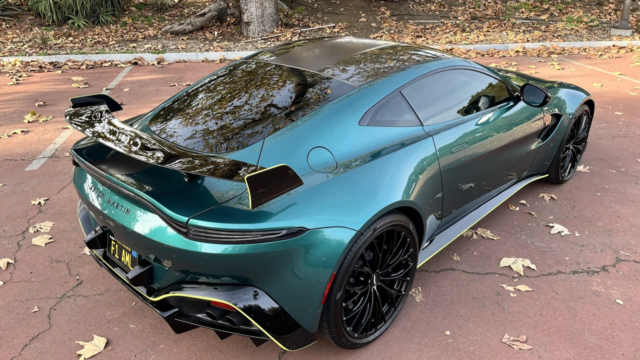 2022 Aston Martin V8 Vantage (2019+) - Image 23 of 31