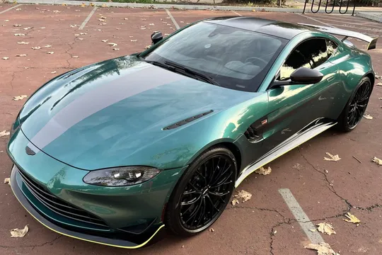 2022 Aston Martin Vantage Coupe F1 Edition