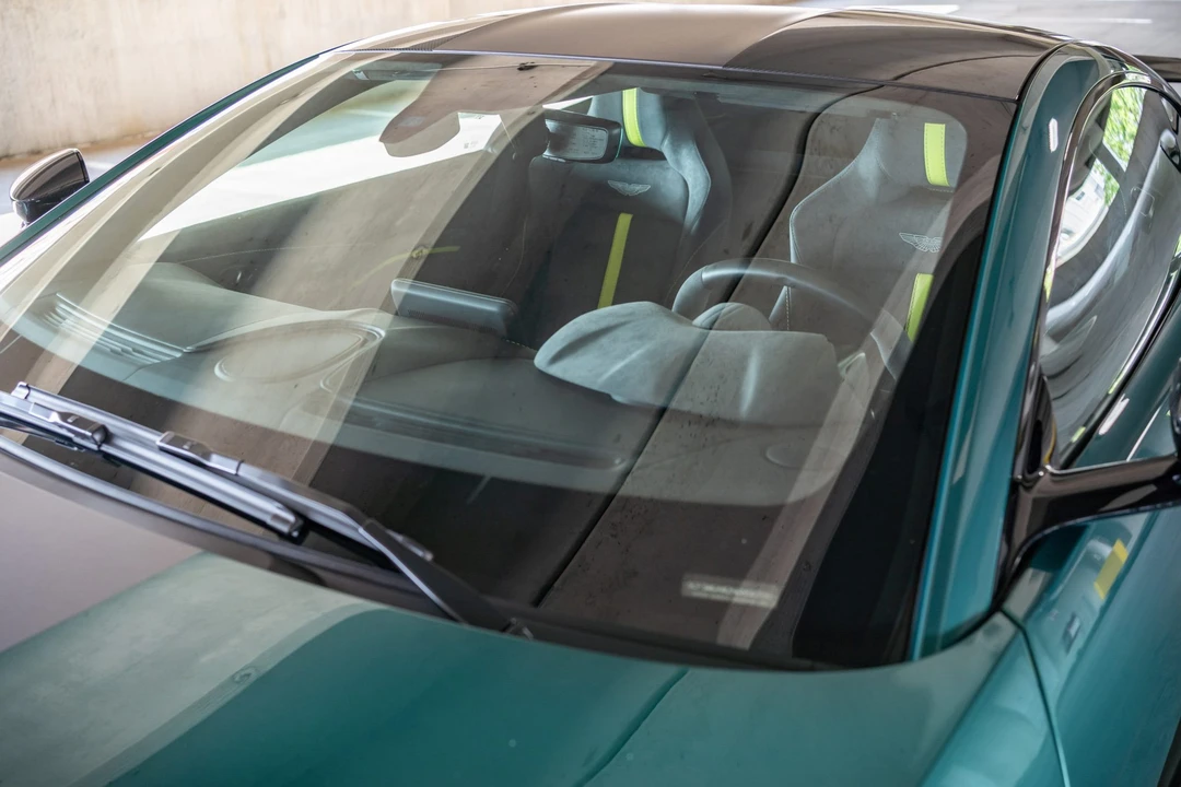 2022 Aston Martin V8 Vantage (2019+) - Image 18 of 31
