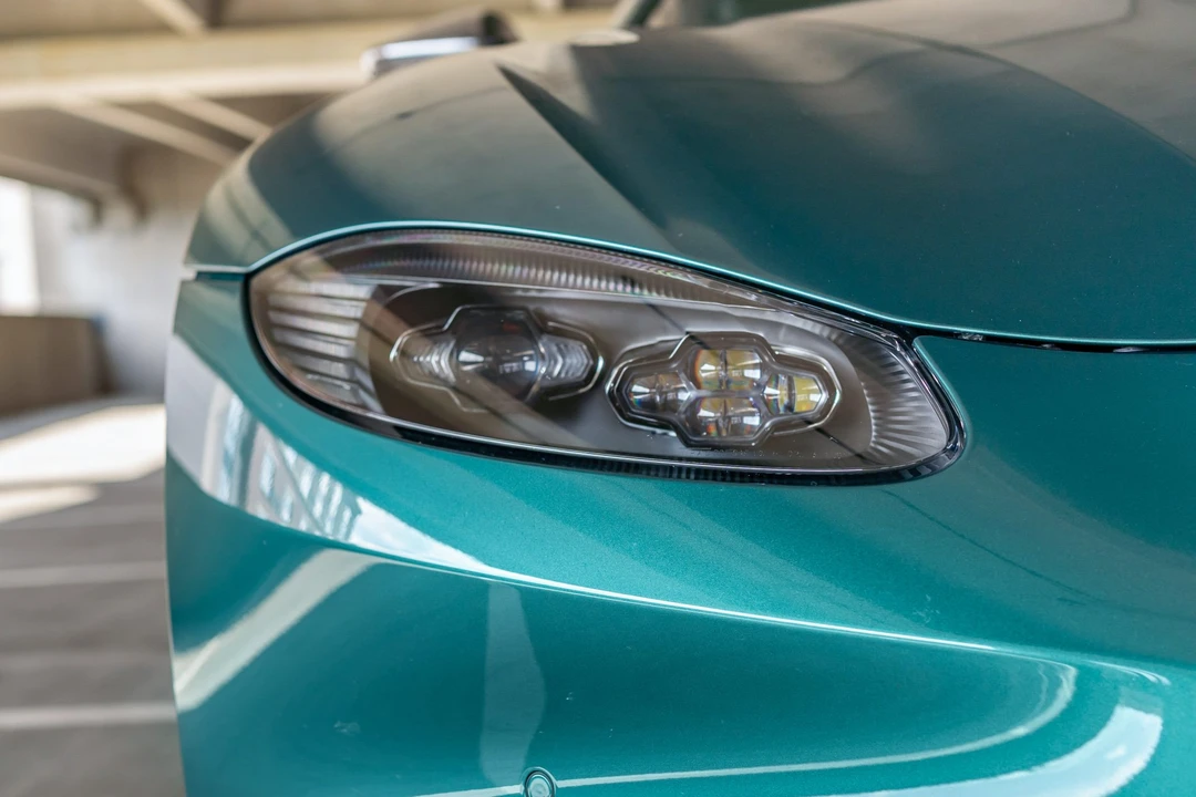 2022 Aston Martin V8 Vantage (2019+) - Image 12 of 31