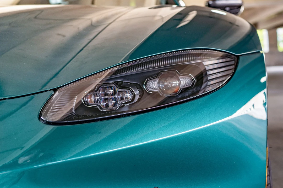 2022 Aston Martin V8 Vantage (2019+) - Image 13 of 31