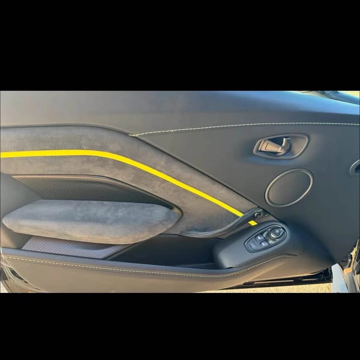 2022 Aston Martin V8 Vantage (2019+) - Image 10 of 18