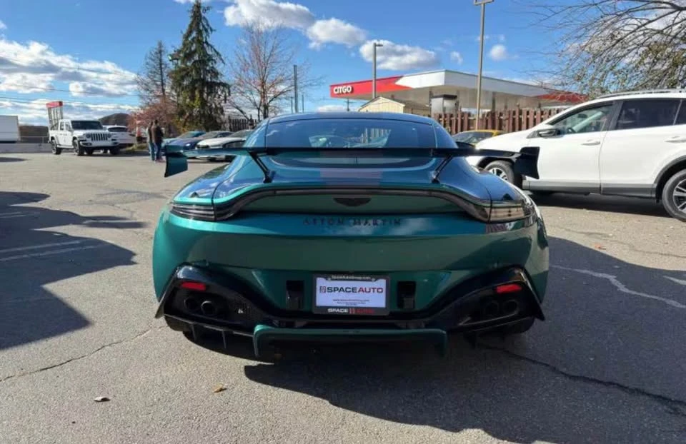 2022 Aston Martin V8 Vantage (2019+) - Image 6 of 10