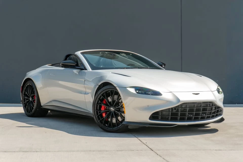 2022 Aston Martin V8 Vantage (2019+) - Image 5 of 20