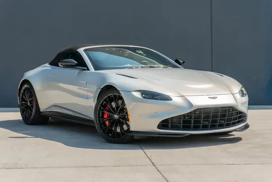 2022 Aston Martin V8 Vantage (2019+) - Image 4 of 20