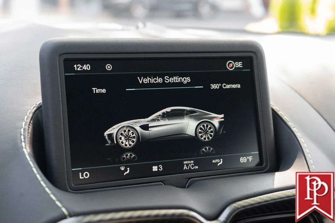 2022 Aston Martin V8 Vantage (2019+) - Image 17 of 21