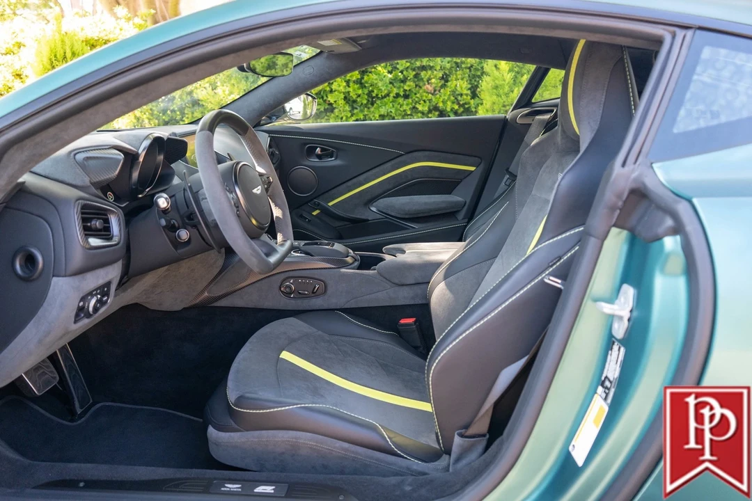 2022 Aston Martin V8 Vantage (2019+) - Image 8 of 21