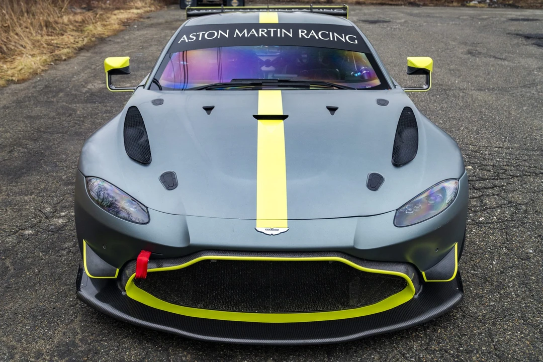 2022 Aston Martin V8 Vantage (2006-2017) - Image 8 of 31