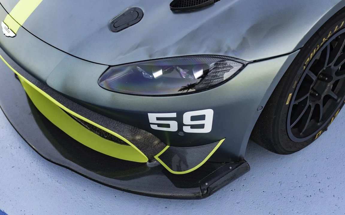 2022 Aston Martin V8 Vantage (2006-2017) - Image 23 of 31