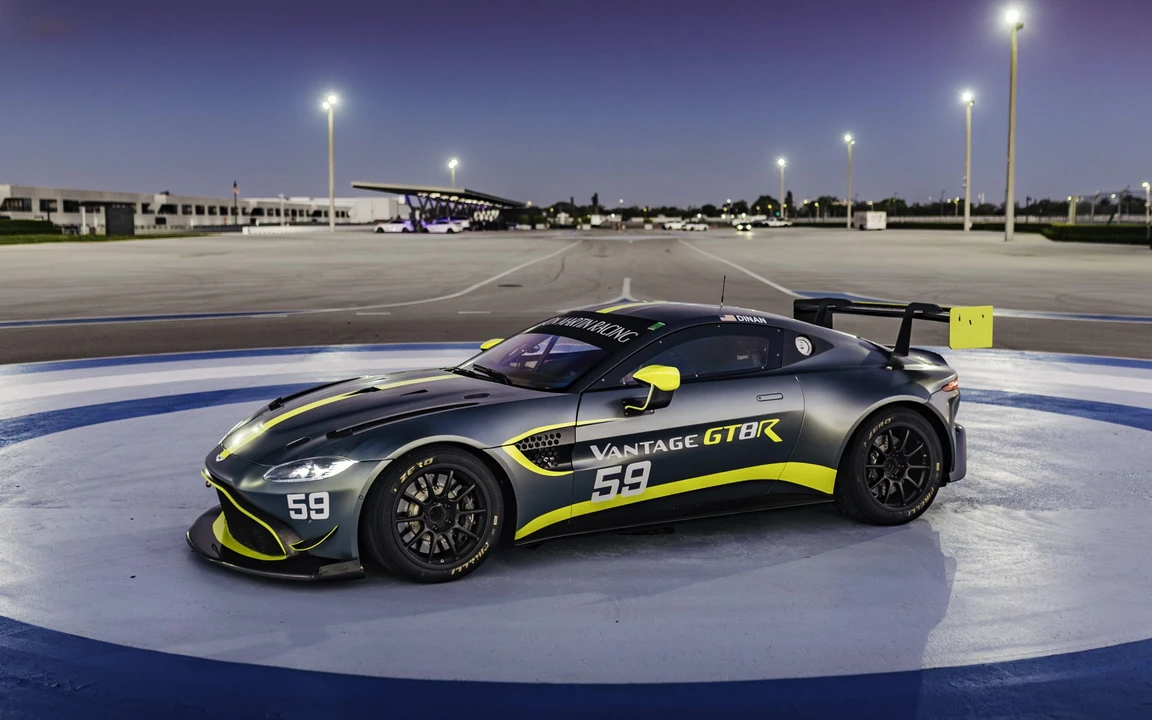 2022 Aston Martin V8 Vantage (2006-2017) - Image 6 of 31