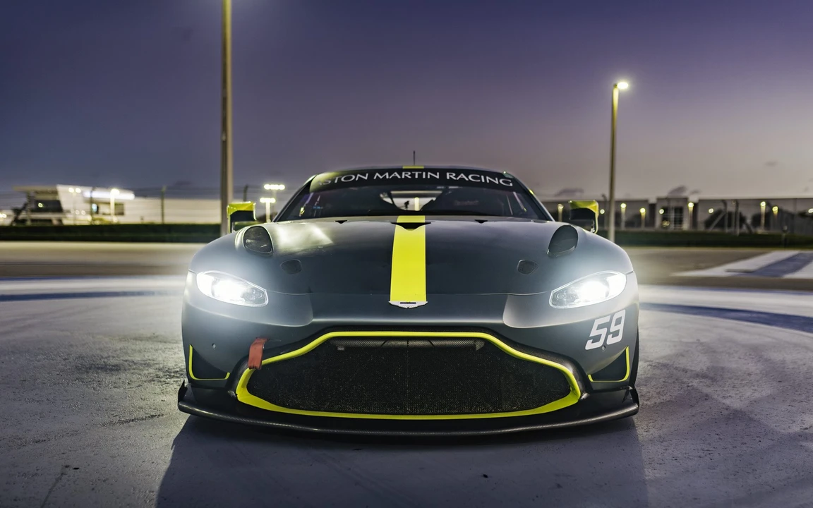 2022 Aston Martin V8 Vantage (2006-2017) - Image 20 of 31