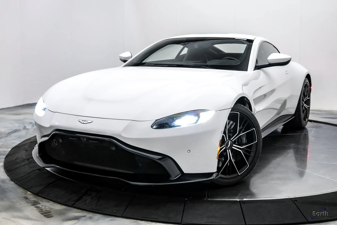 2022 Aston Martin V8 Vantage (2019+) - Image 5 of 31