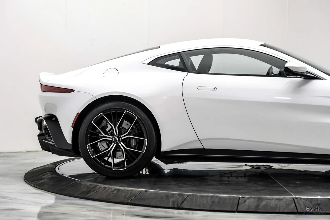 2022 Aston Martin V8 Vantage (2019+) - Image 26 of 31