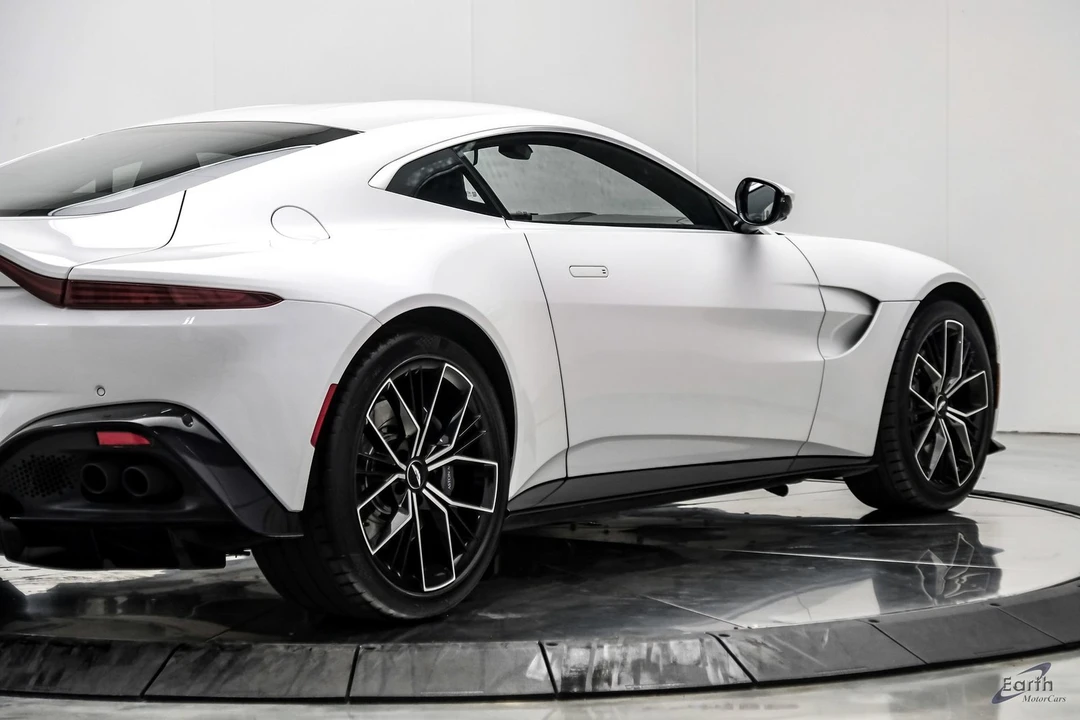 2022 Aston Martin V8 Vantage (2019+) - Image 23 of 31