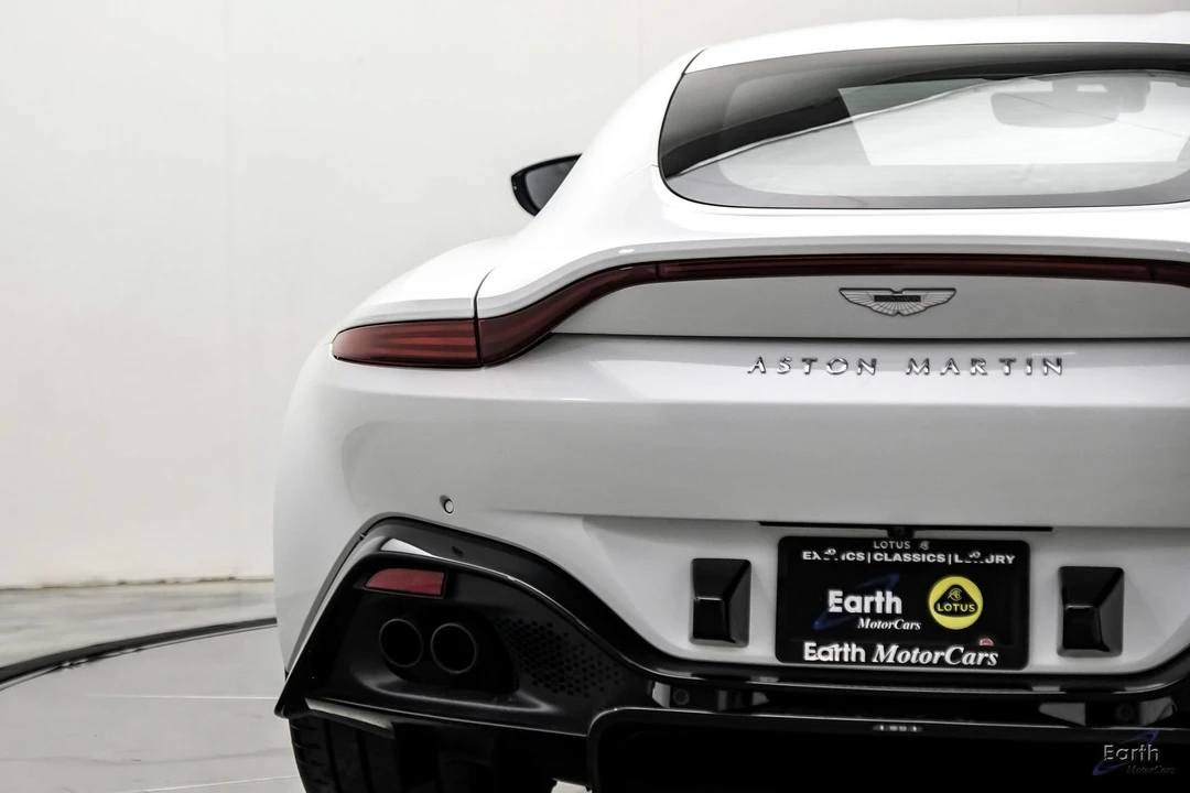 2022 Aston Martin V8 Vantage (2019+) - Image 17 of 31