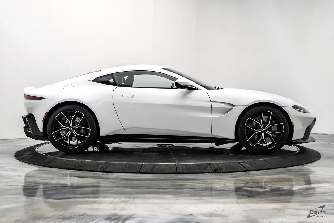 2022 Aston Martin V8 Vantage (2019+) - Image 24 of 31