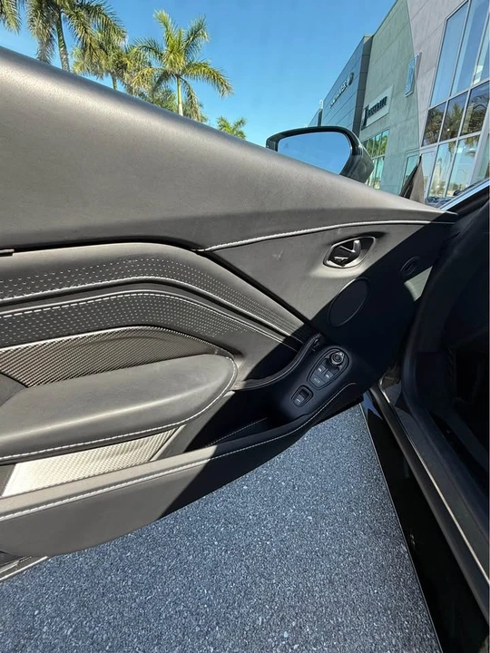 2022 Aston Martin V8 Vantage (2019+) - Image 13 of 17