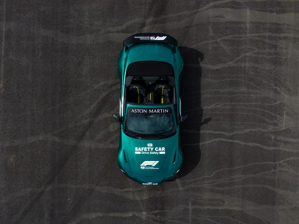 2022 Aston Martin V8 Vantage (2019+) - Image 24 of 31