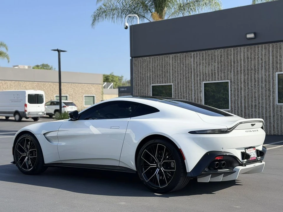 2022 Aston Martin V8 Vantage (2019+) - Image 12 of 31