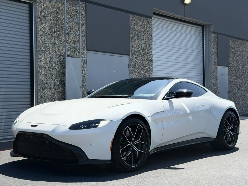 2022 Aston Martin V8 Vantage (2019+) - Image 4 of 31