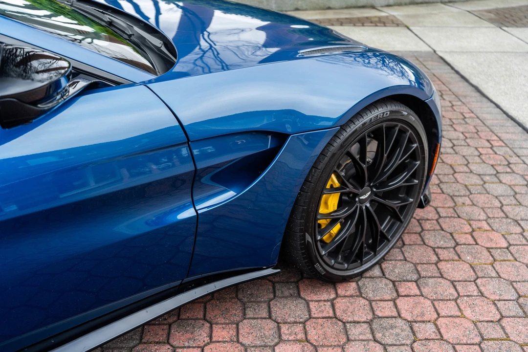 2022 Aston Martin V8 Vantage (2019+) - Image 8 of 21
