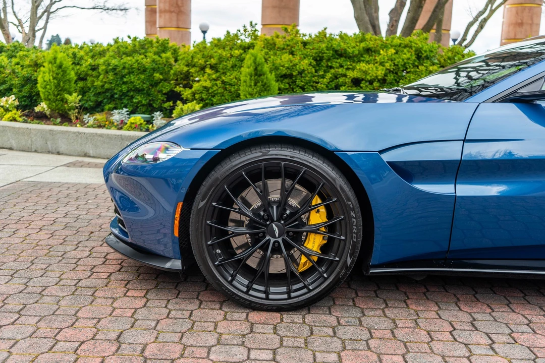 2022 Aston Martin V8 Vantage (2019+) - Image 3 of 21