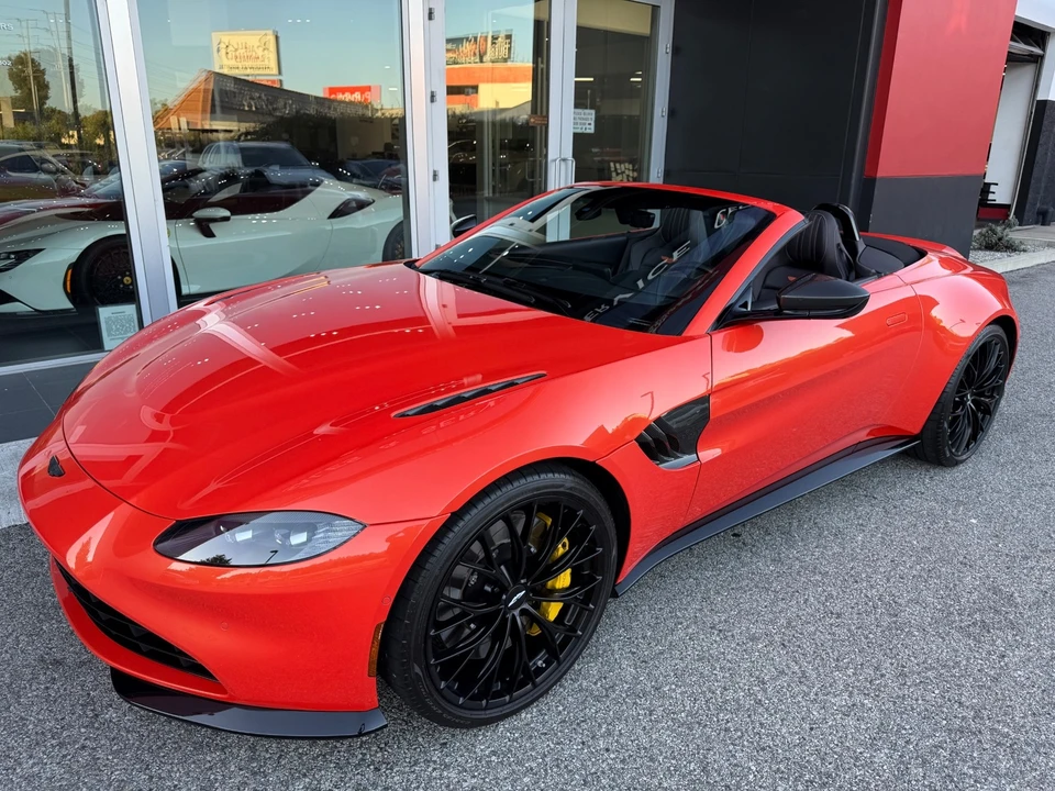 2022 Aston Martin V8 Vantage (2019+) - Image 13 of 21