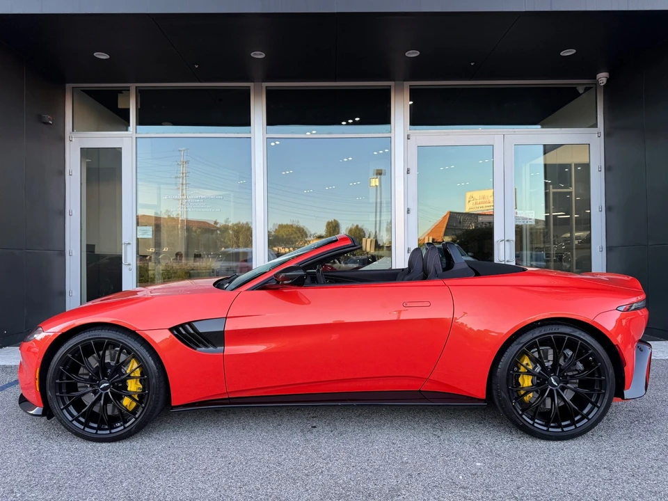 2022 Aston Martin V8 Vantage (2019+) - Image 11 of 21