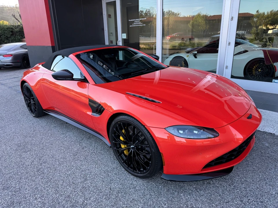 2022 Aston Martin V8 Vantage (2019+) - Image 8 of 21