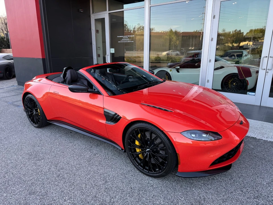 2022 Aston Martin V8 Vantage (2019+) - Image 3 of 21