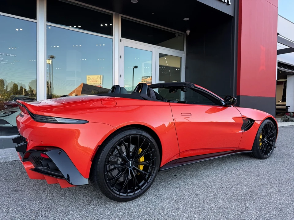 2022 Aston Martin V8 Vantage (2019+) - Image 4 of 21