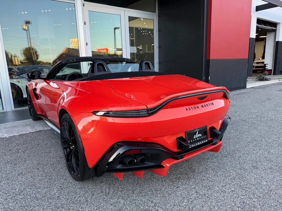 2022 Aston Martin V8 Vantage (2019+) - Image 18 of 21