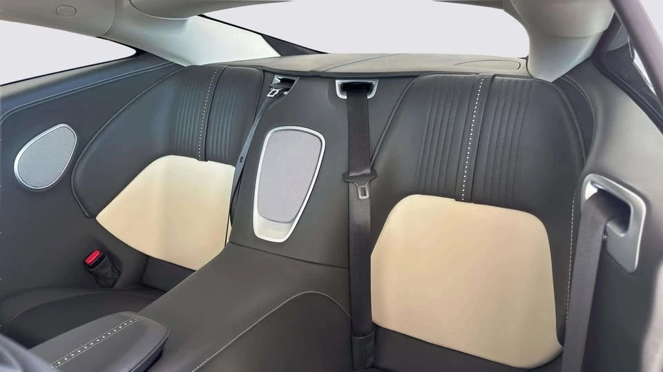 2022 Aston Martin DB11 - Image 16 of 19