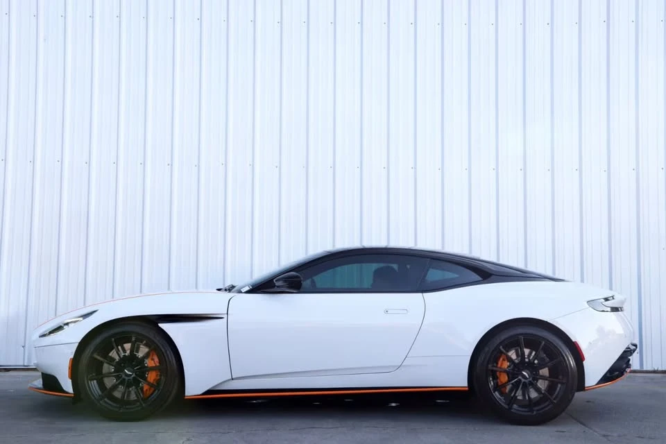 2022 Aston Martin DB11 V8 - Image 5 of 15