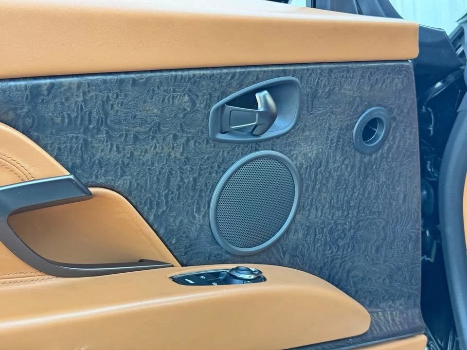 2022 Aston Martin DB11 V8 - Image 17 of 18