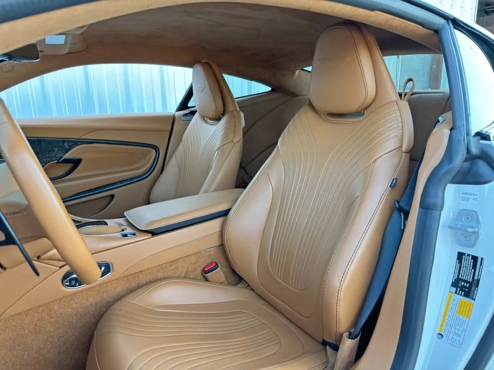 2022 Aston Martin DB11 V8 - Image 13 of 18