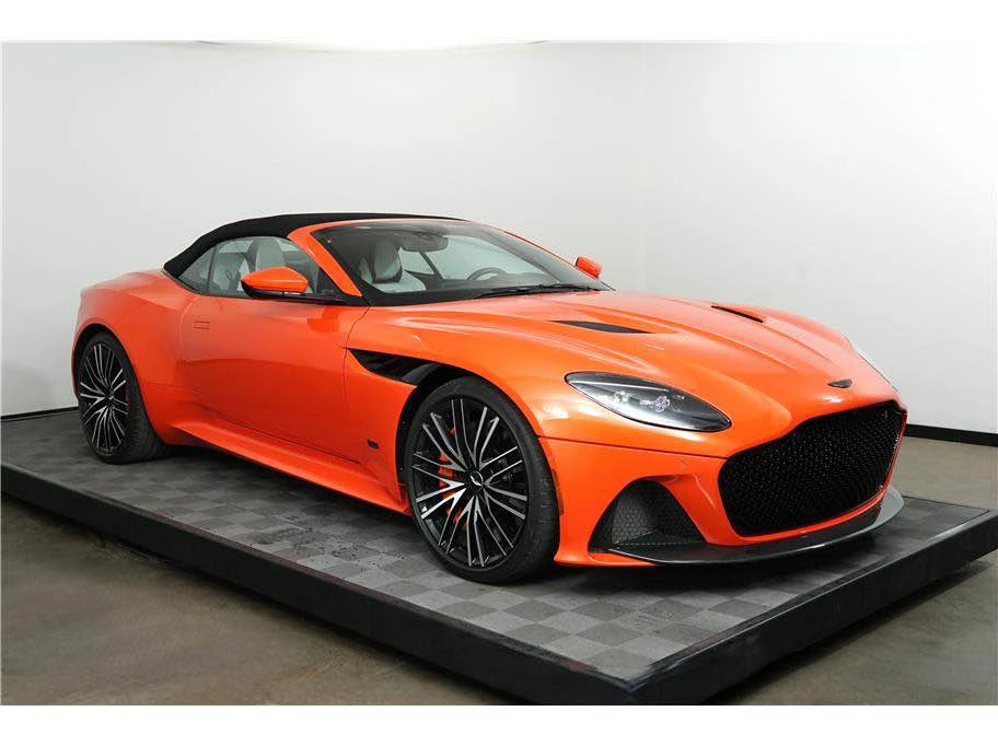 2022 Aston Martin DBS Superleggera - Image 7 of 13