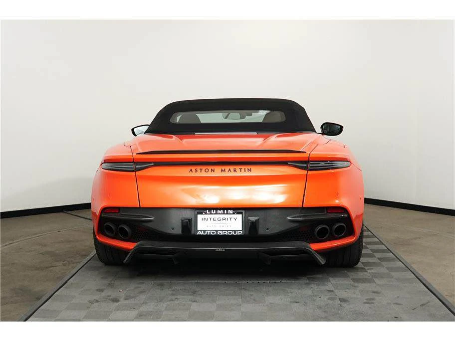 2022 Aston Martin DBS Superleggera - Image 4 of 13