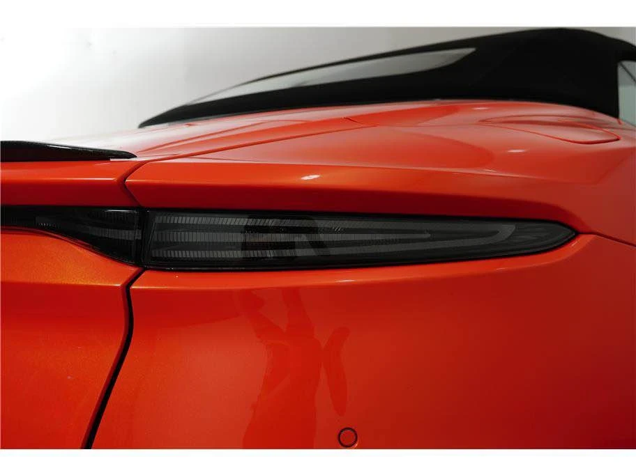 2022 Aston Martin DBS Superleggera - Image 11 of 19