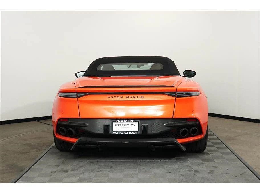 2022 Aston Martin DBS Superleggera - Image 4 of 19