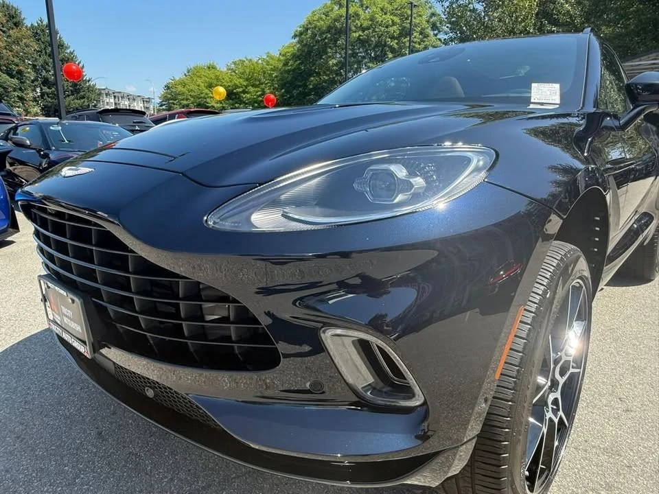 2022 Aston Martin DBX - Image 11 of 19