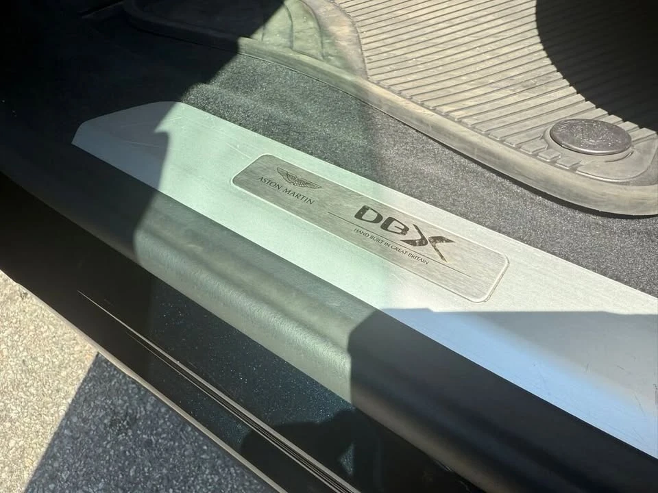 2022 Aston Martin DBX - Image 14 of 19
