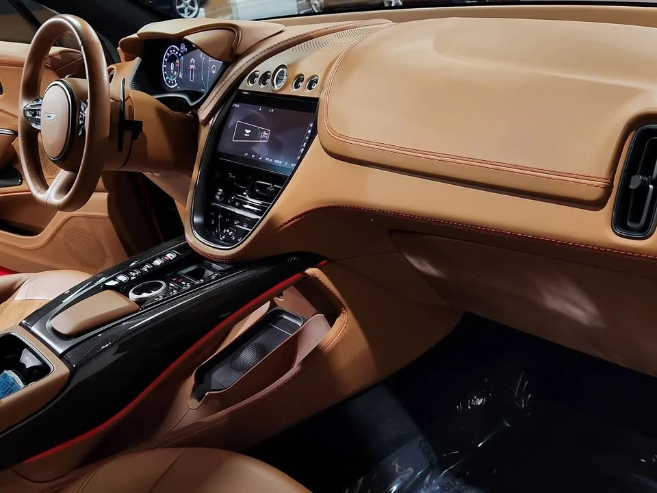 2022 Aston Martin DBX - Image 12 of 20