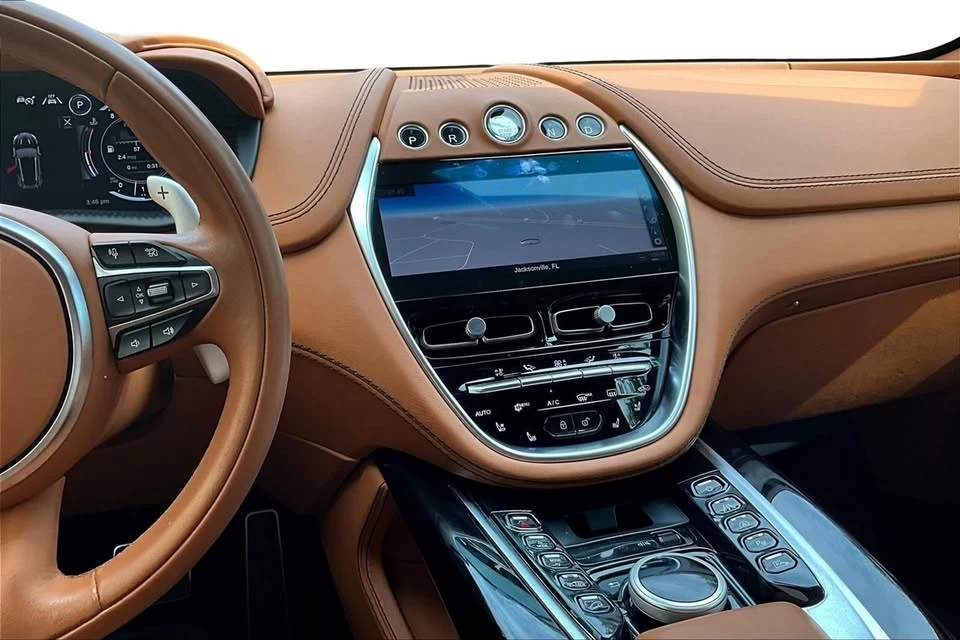 2022 Aston Martin DBX - Image 9 of 20